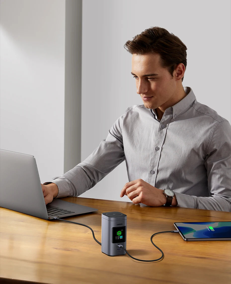 UGREEN 145W 20000mAh Power Bank – Qi2 15W Magnetic Wireless Charging Station
